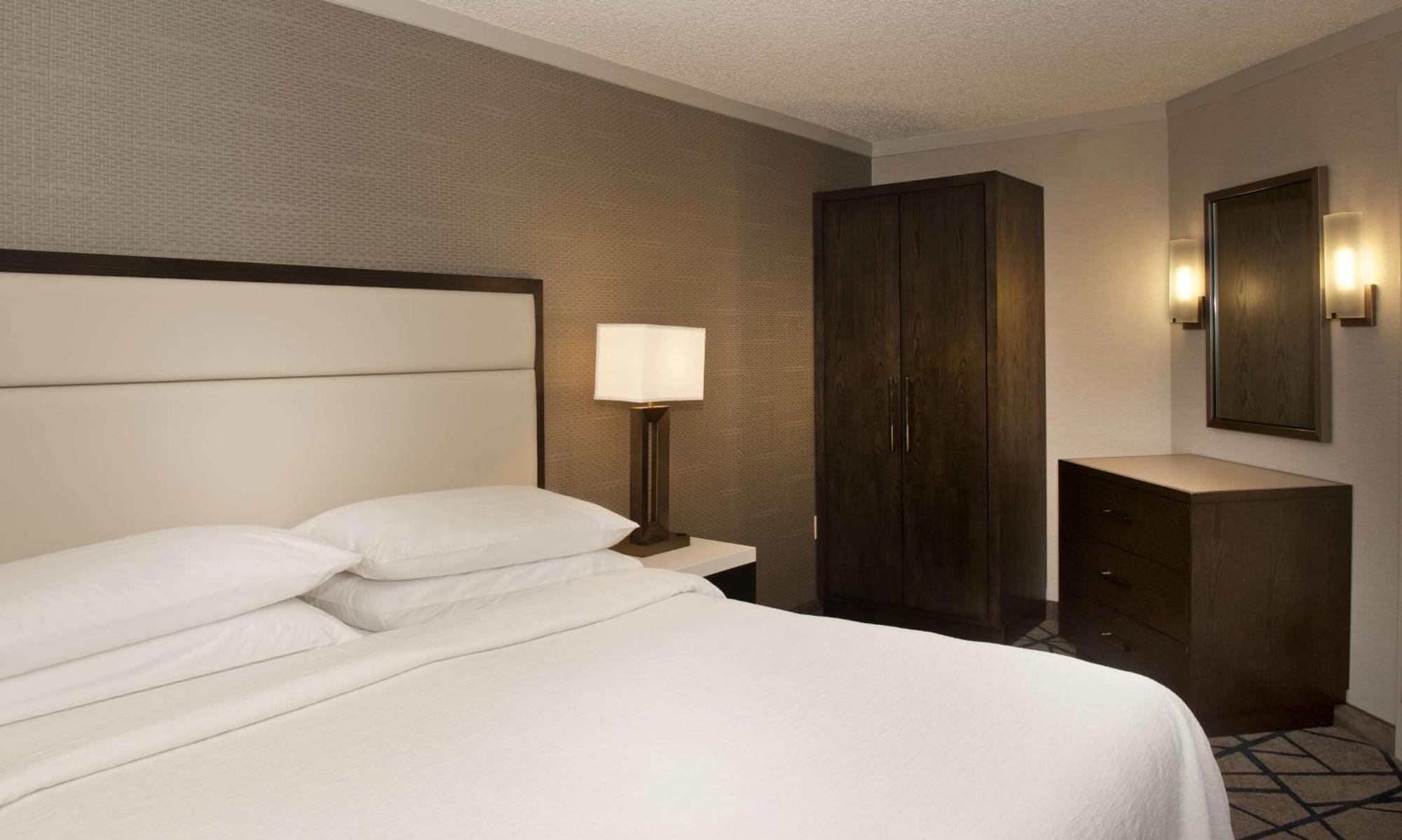 Embassy Suites By Hilton Portland Tigard Exterior photo